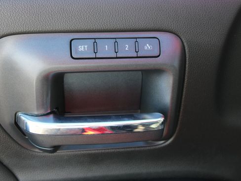 Used 2018 GMC Sierra 1500 SLT w/ SLT Premium Package image 14