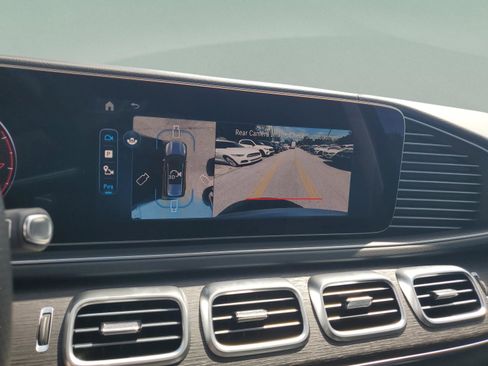 New 2026 Mercedes-Benz GLS 450 4MATIC image 30