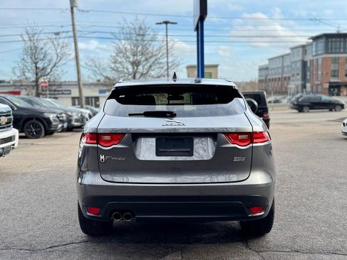 Used 2018 Jaguar F-PACE R-Sport image 5