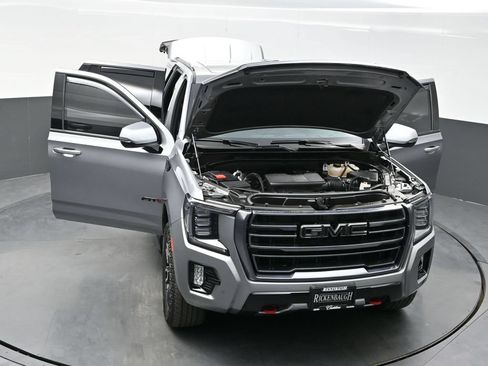 Used 2023 GMC Yukon AT4 AWD/4WD image 42
