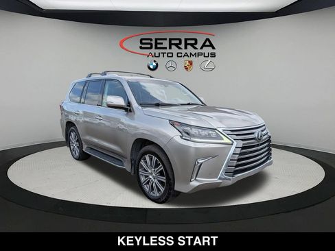 Used 2017 Lexus LX 570 4WD image 16