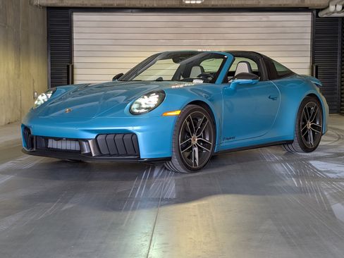 Used 2025 Porsche 911 Targa 4 GTS AWD/4WD image 1