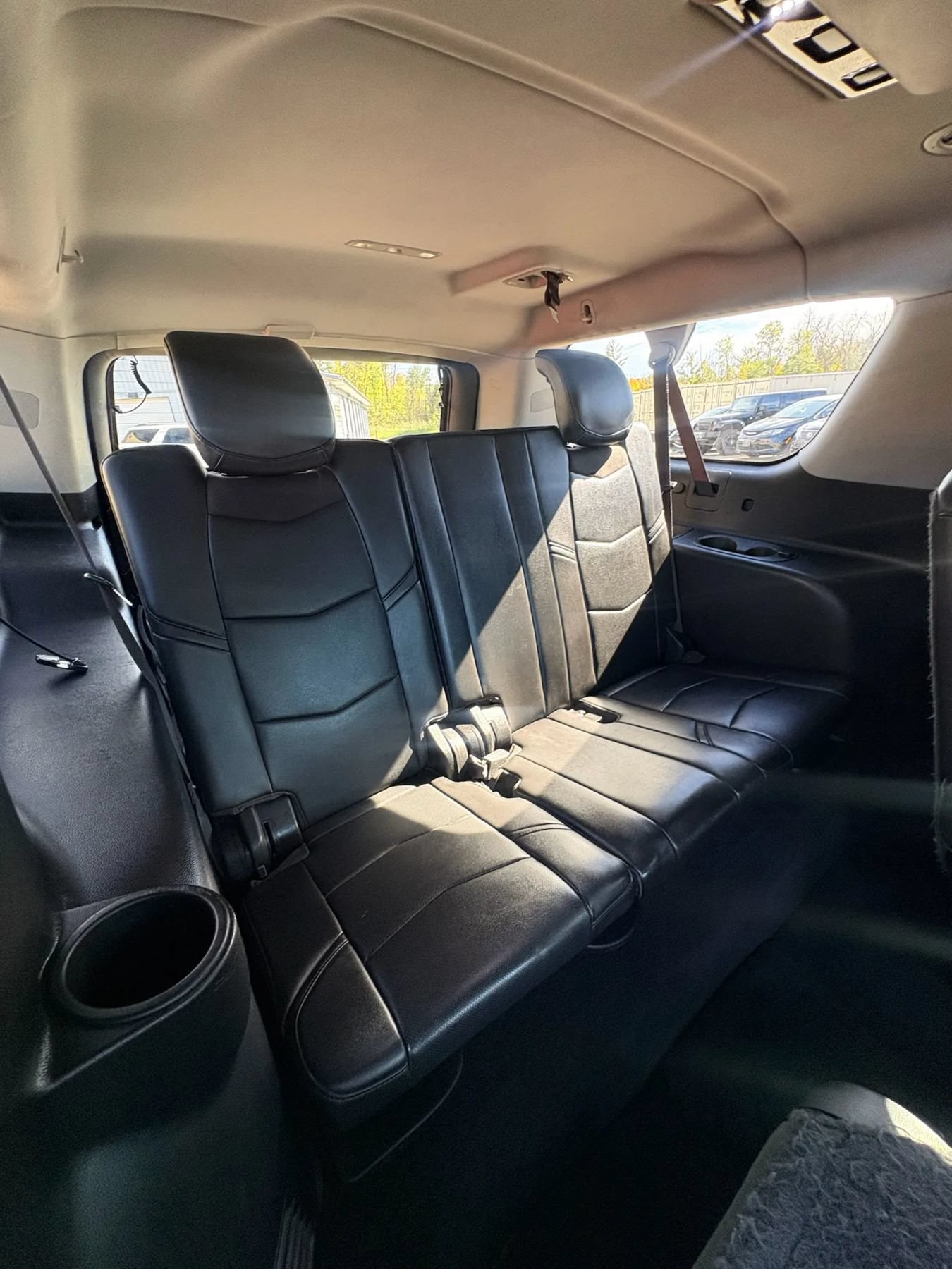 Used 2015 Cadillac Escalade ESV Luxury AWD/4WD image 38