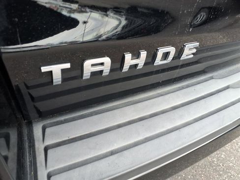 Used 2018 Chevrolet Tahoe LT image 12