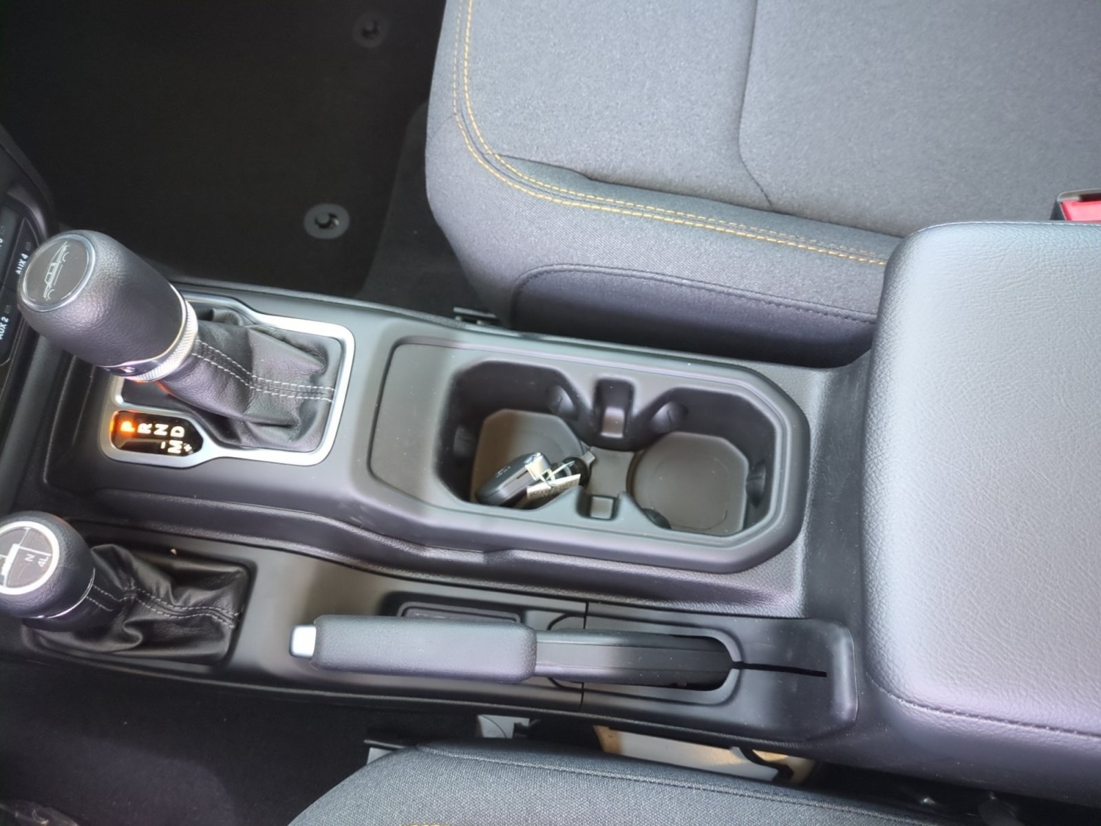 New 2026 Jeep Gladiator Sport AWD/4WD image 15