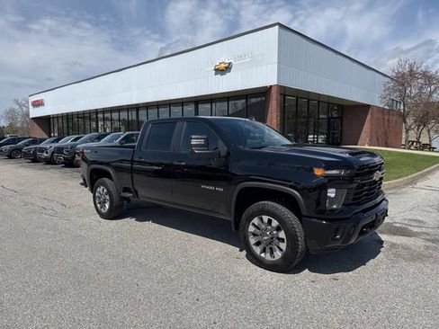 New 2026 Chevrolet Silverado 2500 Custom w/ Custom Value Package AWD/4WD image 3