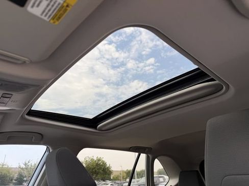 Certified 2019 Toyota RAV4 XLE FWD image 23