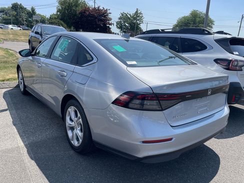 Used 2023 Honda Accord LX image 4