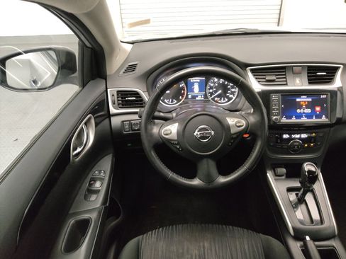 Used 2019 Nissan Sentra SV FWD image 22