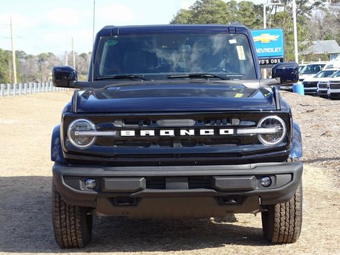 Used 2021 Ford Bronco Outer Banks image 6