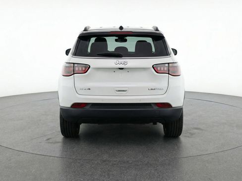 Used 2025 Jeep Compass Limited AWD/4WD image 7