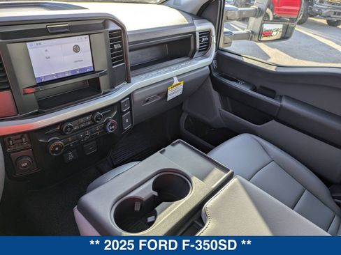 New 2025 Ford F350 XL w/ XL Chrome Package RWD image 27