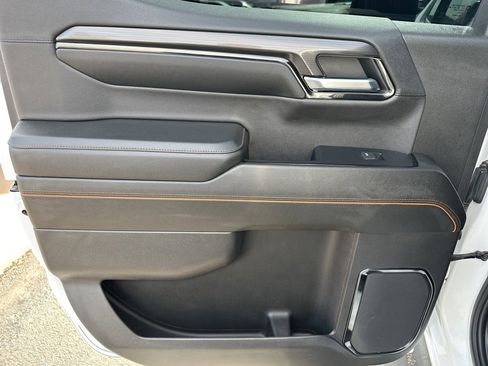 Used 2024 GMC Sierra 1500 AT4 w/ Technology Package image 21