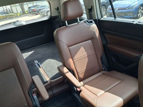 Used 2023 Volkswagen Atlas SEL AWD/4WD image 14