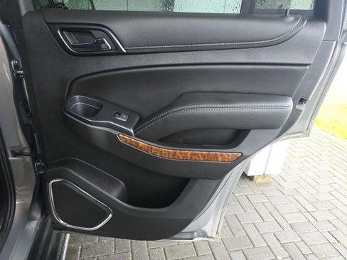 Used 2017 Chevrolet Tahoe Premier image 13