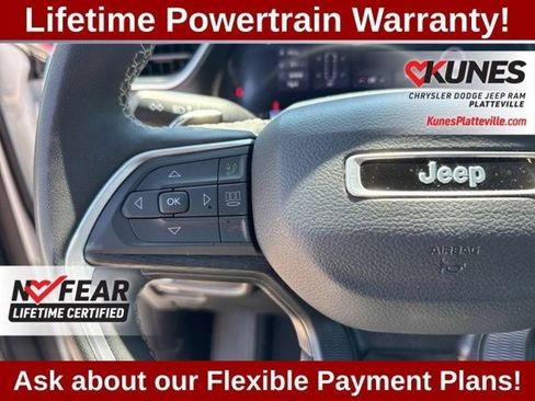 Used 2024 Jeep Grand Cherokee Altitude AWD/4WD image 27