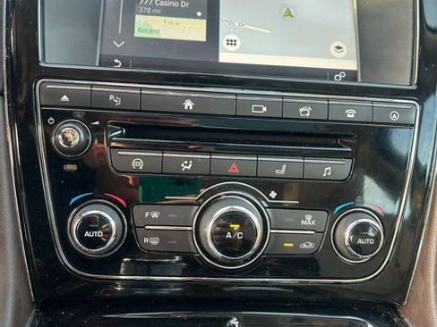 Used 2017 Jaguar XJ R-Sport image 27