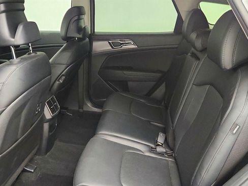Used 2025 Kia Sportage SX FWD image 21