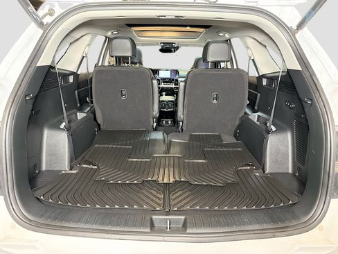 Used 2023 Kia Sorento SX image 32