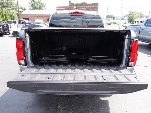 Used 2023 Chevrolet Colorado Z71 w/ Z71 Convenience Package 2 AWD/4WD image 27