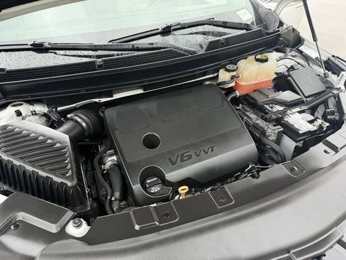 Used 2020 Buick Enclave Premium w/ Sun and Sites Package FWD image 31