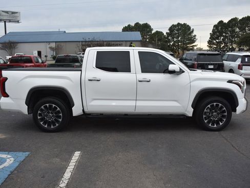 Used 2022 Toyota Tundra Limited image 4