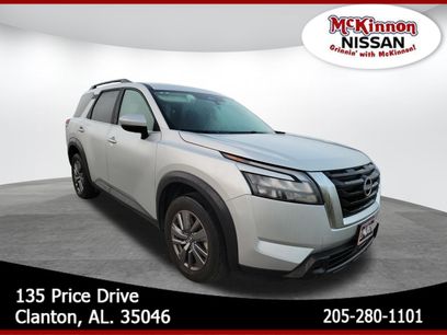 Used 2025 Nissan Pathfinder SV