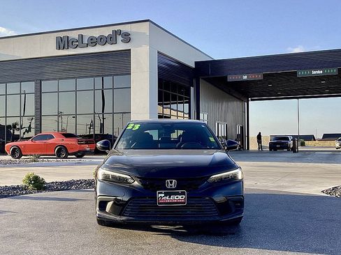 Used 2023 Honda Civic Sport image 2