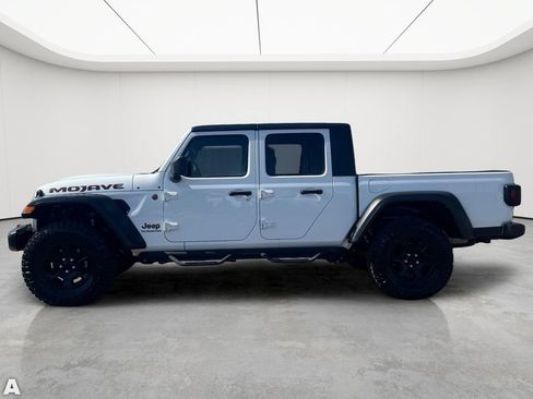 Used 2021 Jeep Gladiator Mojave w/ Trailer Tow Package AWD/4WD image 3