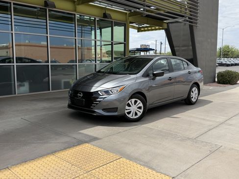 Used 2024 Nissan Versa S w/ Trunk Package FWD image 1
