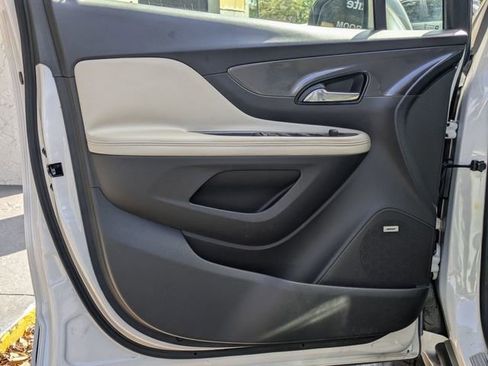 Used 2018 Buick Encore Premium FWD image 9