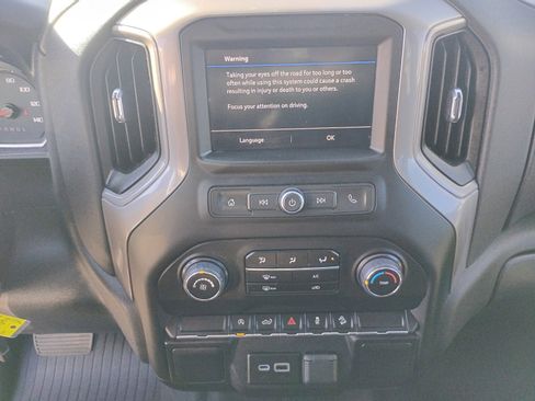 Used 2022 Chevrolet Silverado 1500 Custom Trail Boss w/ Safety Confidence Package image 32