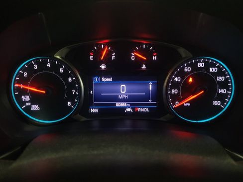 Used 2020 Chevrolet Equinox LT FWD image 23