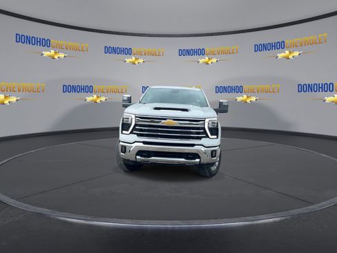 New 2026 Chevrolet Silverado 3500 LTZ w/ LTZ Plus Package AWD/4WD image 6