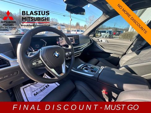 Used 2024 BMW X5 xDrive40i w/ Premium Package image 14