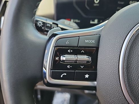 Used 2024 Kia Sorento SX Prestige image 22