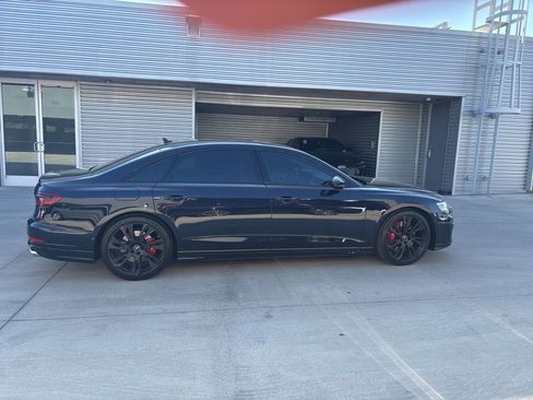 New 2025 Audi S8 image 4