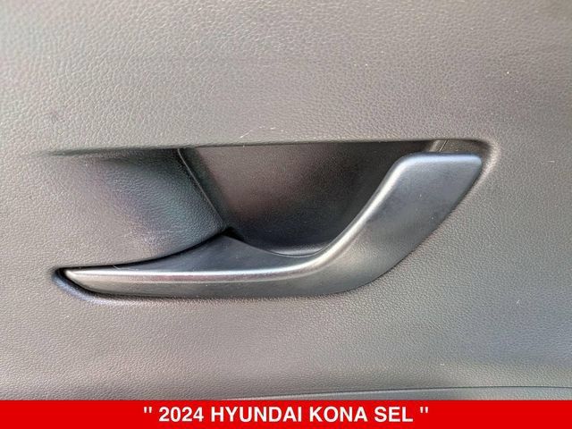 Used 2024 Hyundai Kona SEL AWD/4WD image 12
