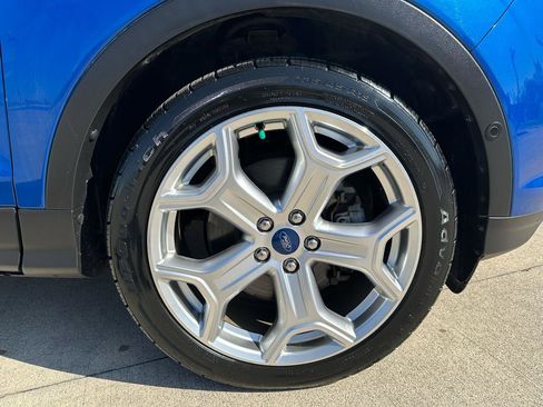 Used 2019 Ford Escape Titanium image 25