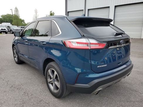 Used 2020 Ford Edge SEL w/ Convenience Package image 3