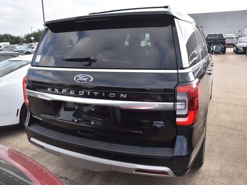 Used 2023 Ford Expedition Platinum image 7