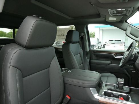 New 2026 Chevrolet Silverado 1500 RST AWD/4WD image 11