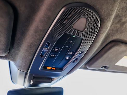 New 2025 Porsche Cayenne Turbo image 21