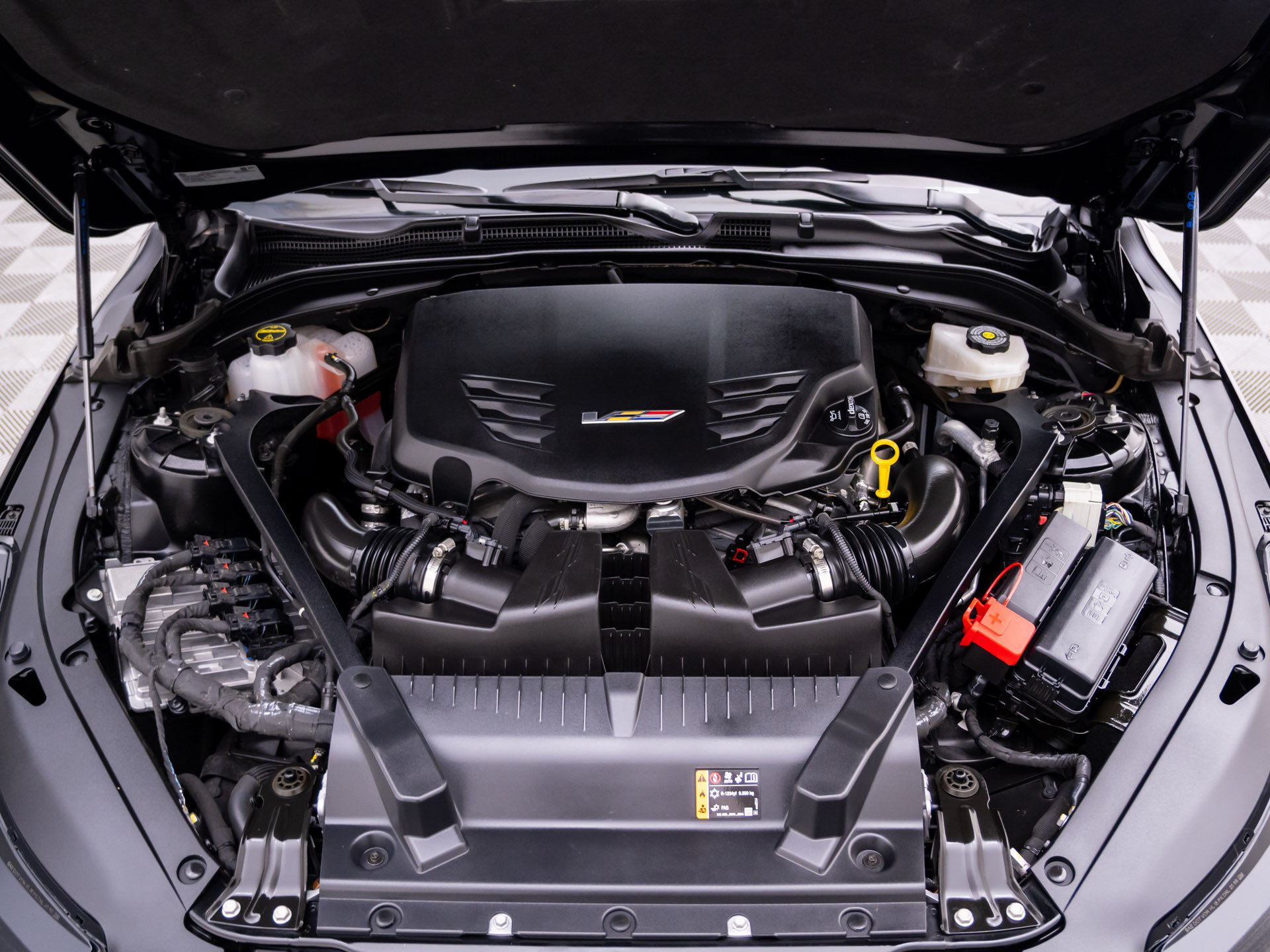 Certified 2024 Cadillac CT4 V Blackwing w/ Carbon Fiber 1 Package RWD image 40