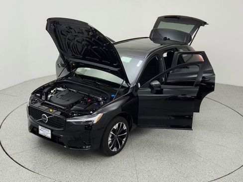 New 2026 Volvo XC60 B5 Plus w/ Protection Package Premier image 33