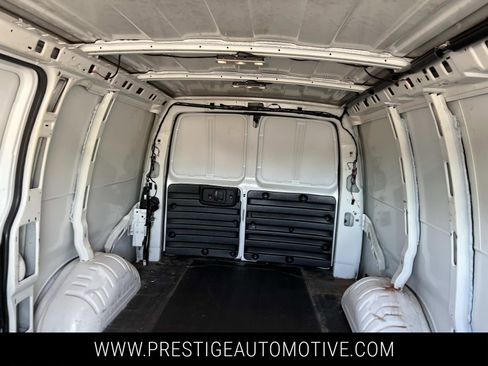 Used 2022 GMC Savana 2500 w/ Driver Convenience Package image 31