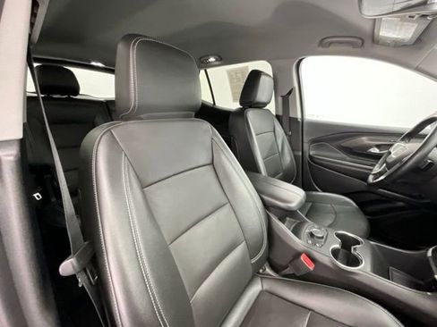 Used 2024 GMC Terrain SLT AWD/4WD image 13