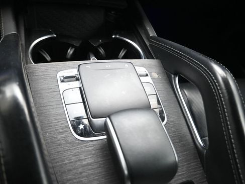 Used 2021 Mercedes-Benz GLS 580 GLS 580 image 9