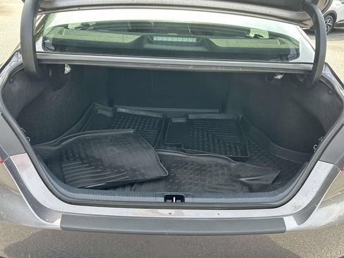 Used 2023 Toyota Camry SE FWD image 10