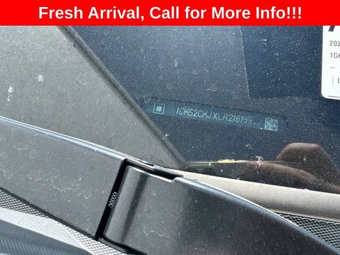 Used 2020 GMC Yukon Denali w/ Denali Premium Package AWD/4WD image 29